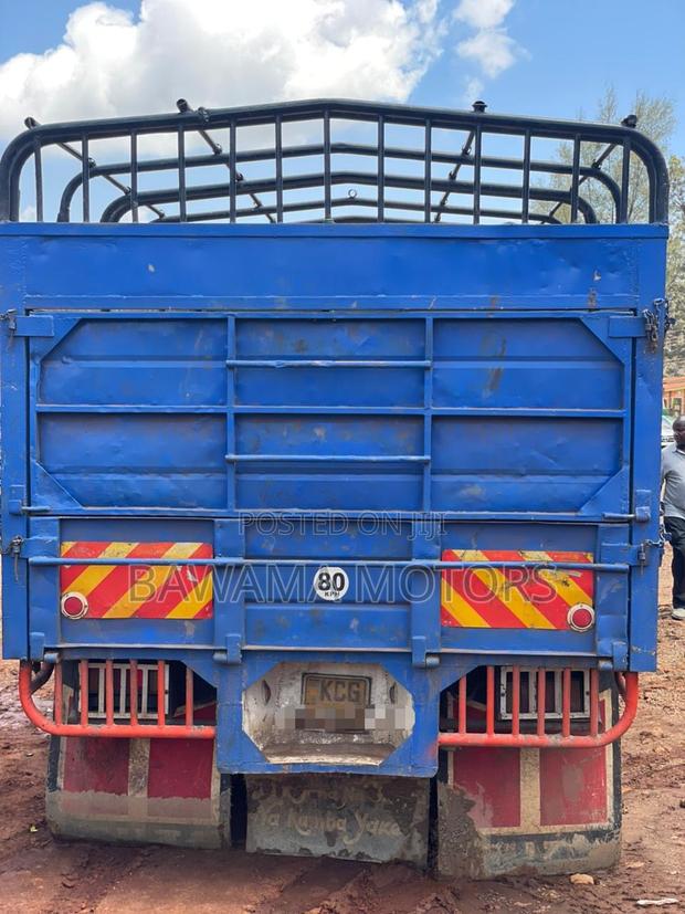 Isuzu FSR 2015 KCG - thumbnail 4