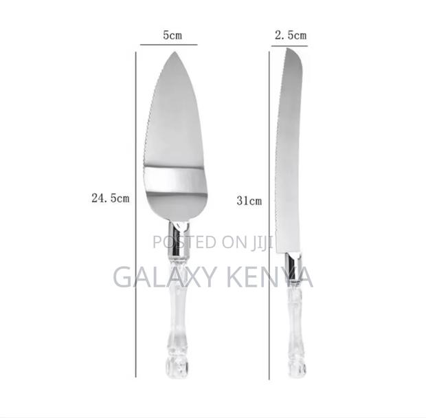 Stainless Steel Cake Cutter and Pie Spatula - thumbnail 4