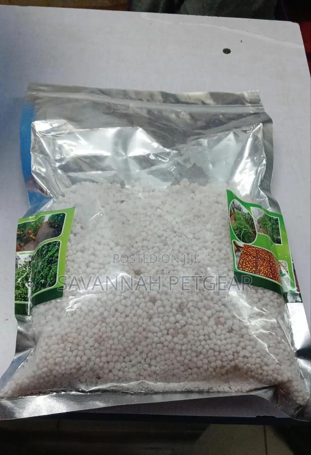 Hydroponics Nutrient Mix, Designed for Soil-Free Farming (A B Set) - thumbnail 4