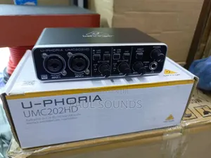 Behringer U-Phoria Umc202hd Usb Audio Interface