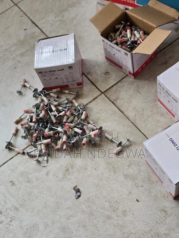 Concrete Rivet Gun Nails 100pcs Packet