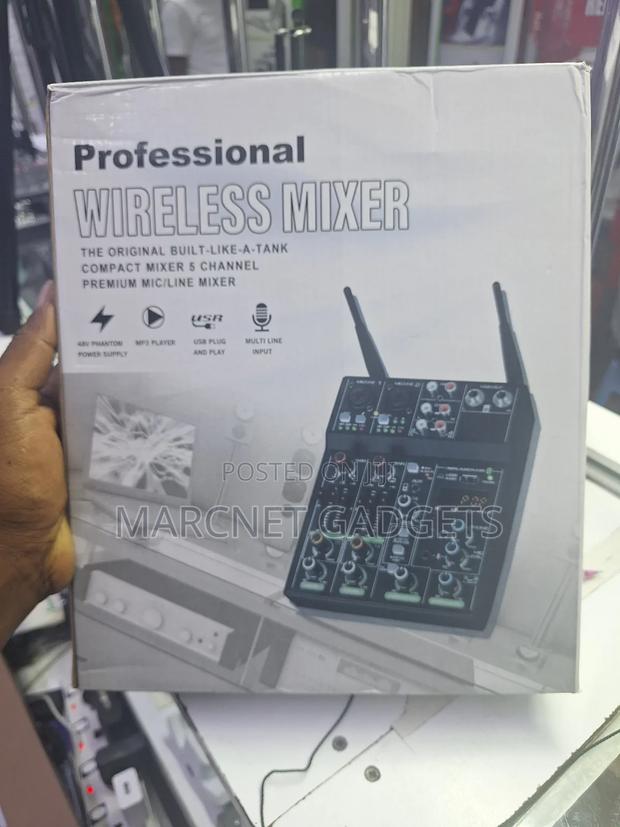 Wireless Mixer 5 Channels Premium Mic Line, Usb and Phantom 48v - main view