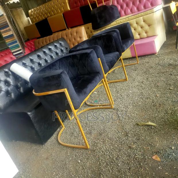 Salon Styling Seat