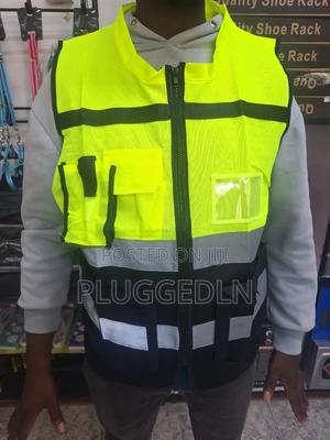 Executive Reflective Safety Vest With Collar. - thumbnail 2