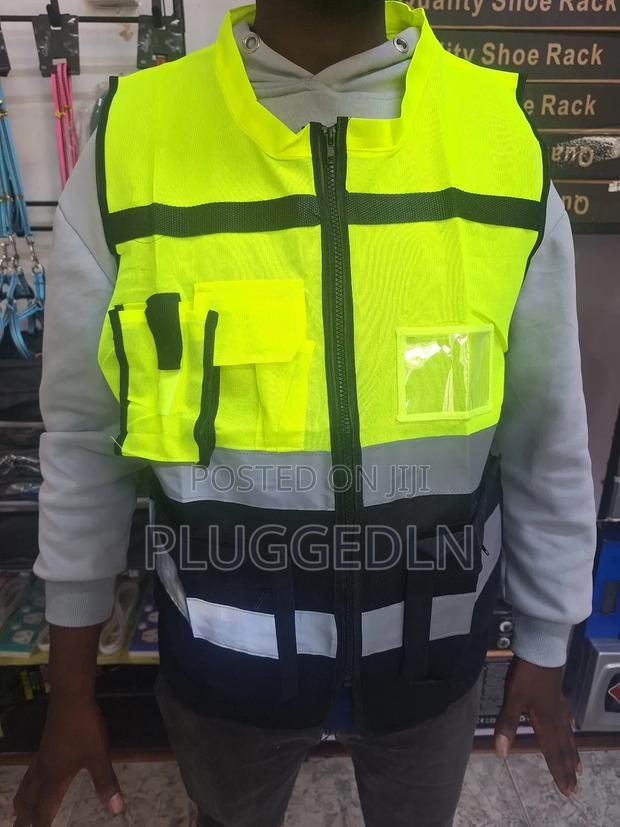 Executive Reflective Safety Vest With Collar. - main view