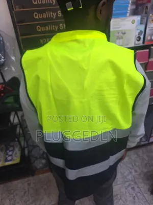 Executive Reflective Safety Vest With Collar.