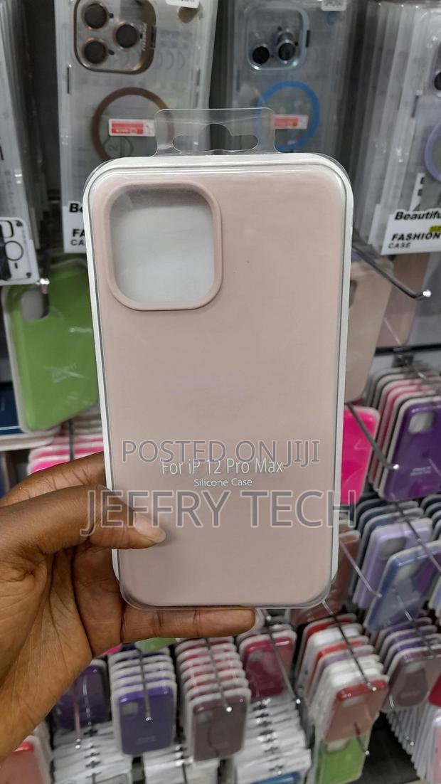 Laveen iPhone 12 Pro Max Case Liquid Silicone With Microfiber Lining - main view