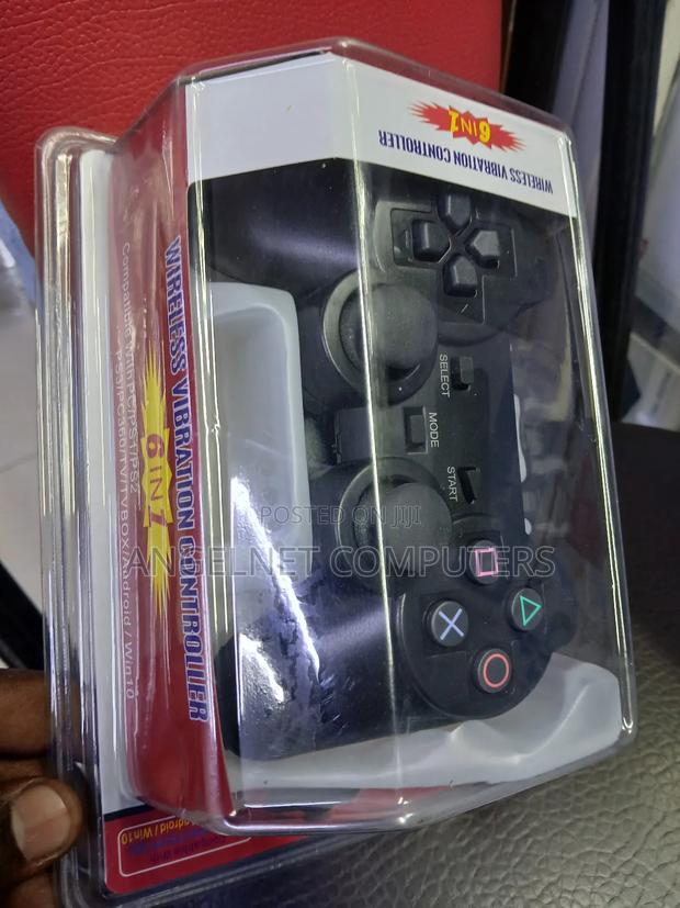 Wireless Gaming Pad - main view