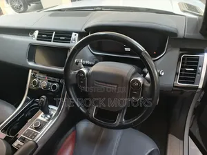 Land Rover Discovery Sport 2020 White