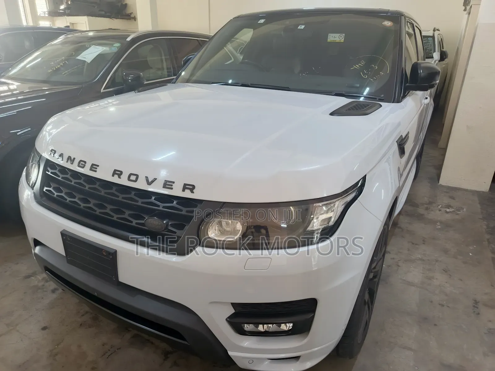 Land Rover Discovery Sport 2020 White