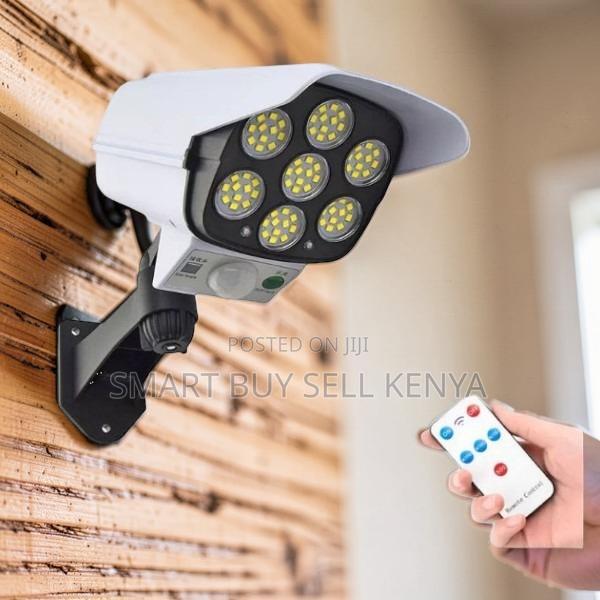 Wide Area Light Illumination Dummy Fake CCTV Camera Solar Light