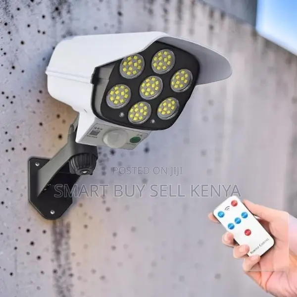 Energy Saving Dummy Fake CCTV Camera Motion Sensor Solar Light
