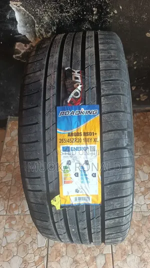 265/45r20 Roadking Tyre