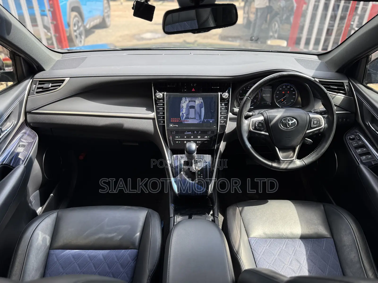 Toyota Harrier 2.0 2019 Black