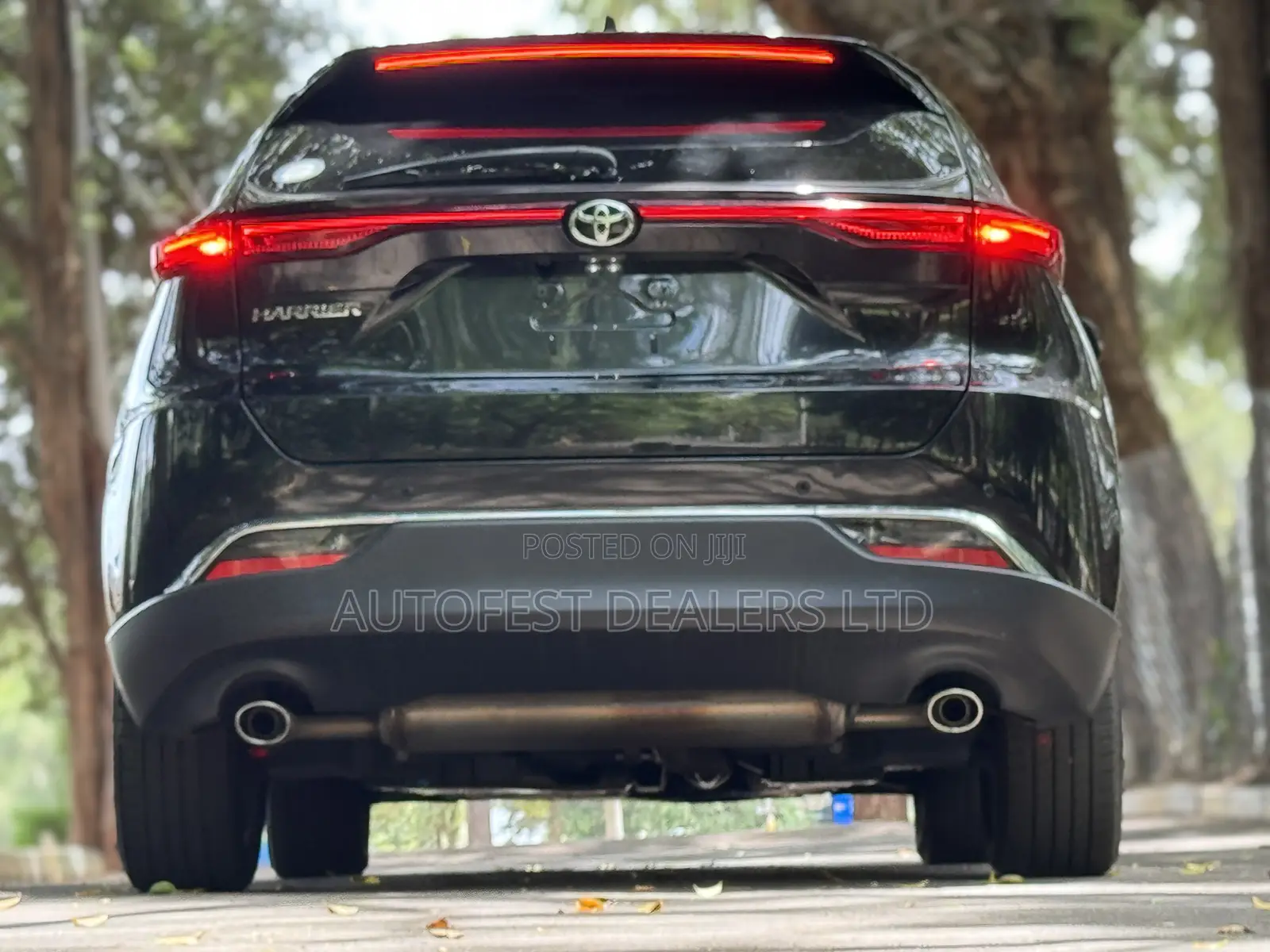 Toyota Harrier 2.0 2020 Black