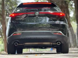 Toyota Harrier 2.0 2020 Black