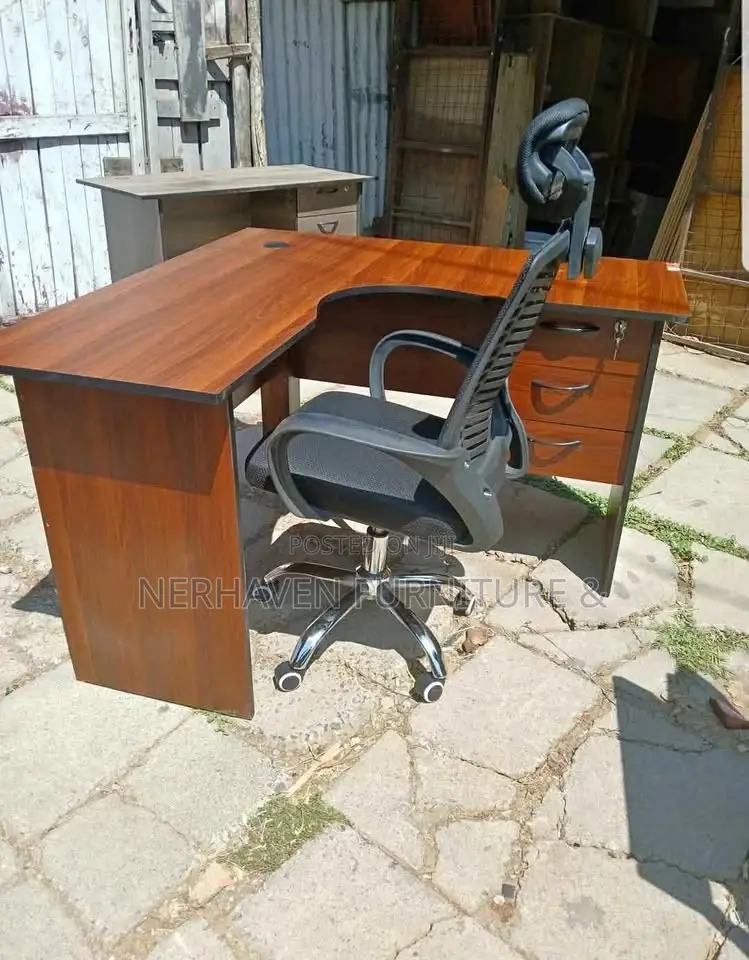 Modern L Shape Office Desk – Spacious Corner Workstation