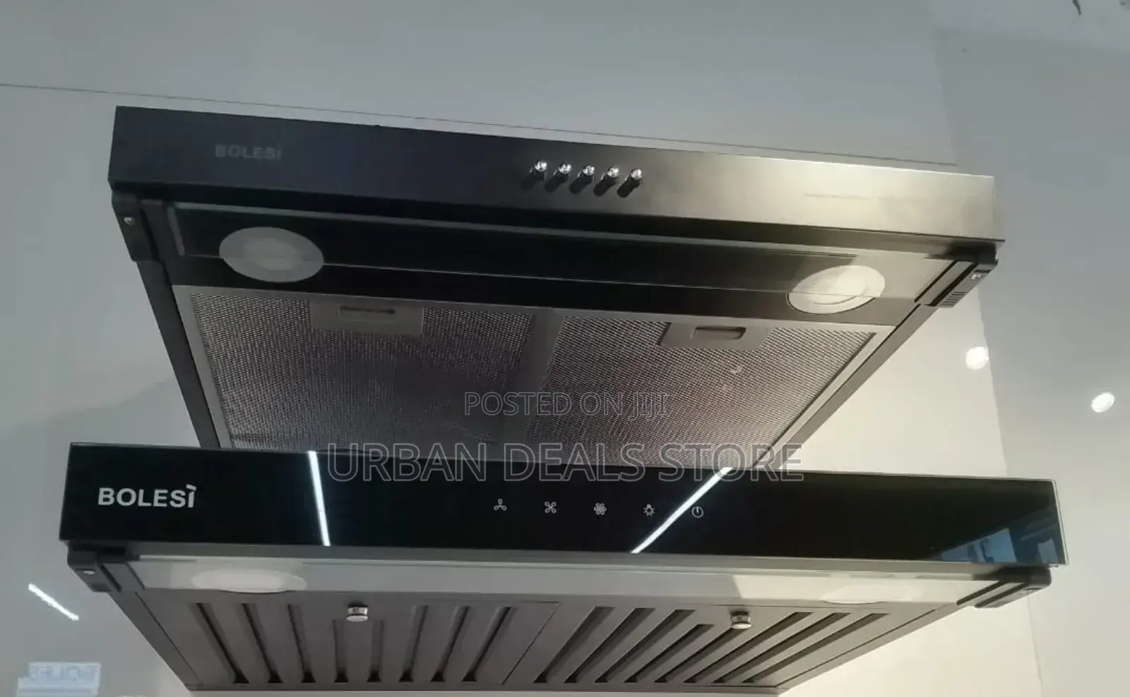 Bolesi Under the Cabinet Kitchen Hood