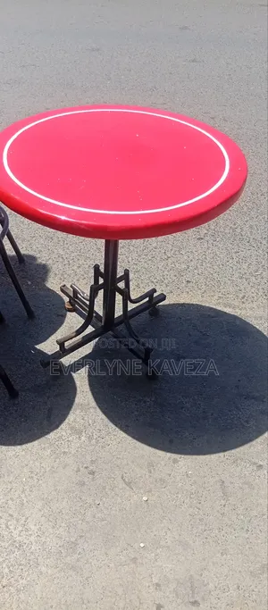 Hotel Bar and Restaurant Tables