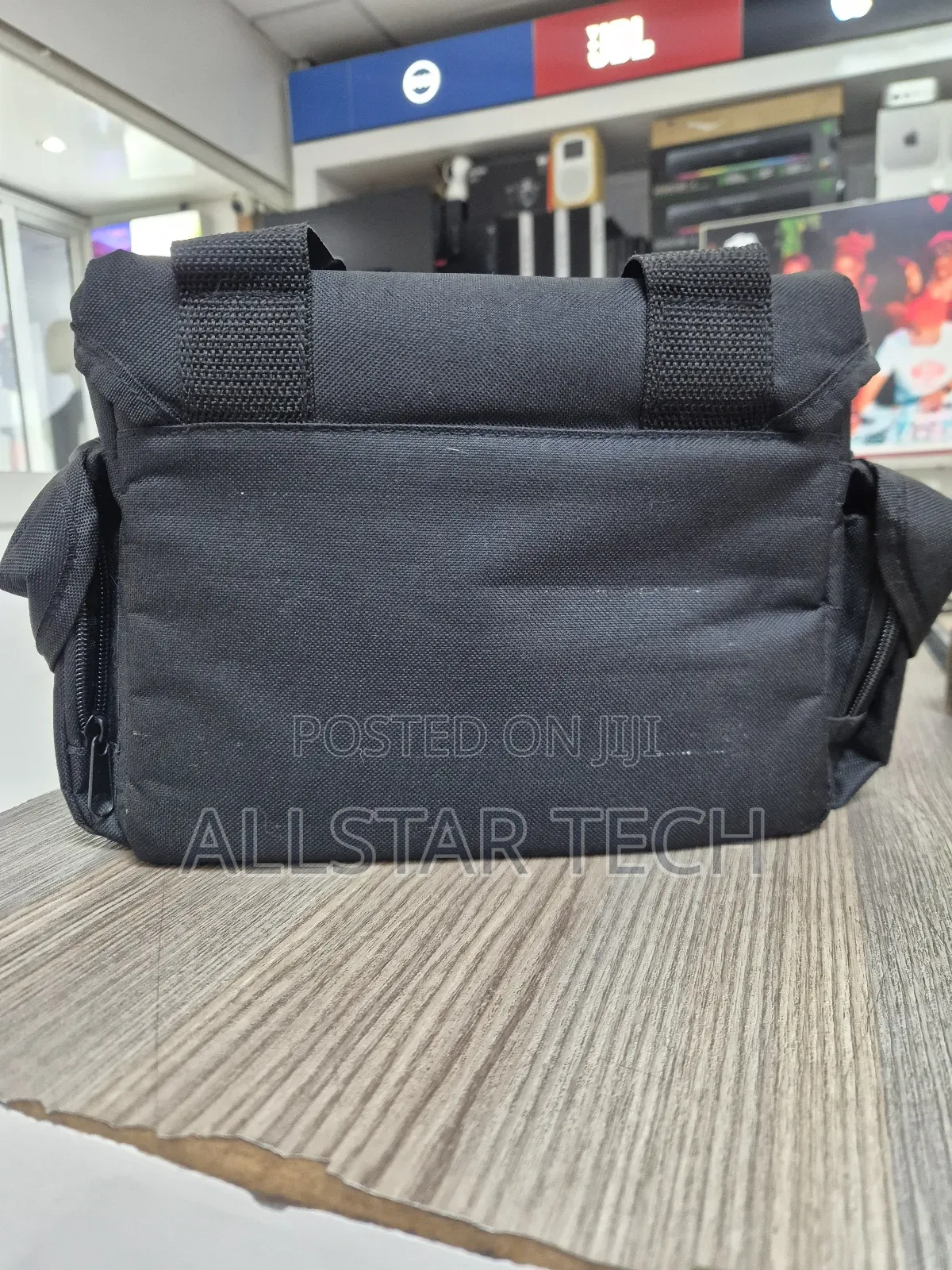 Vivitar Camera Bag Black!