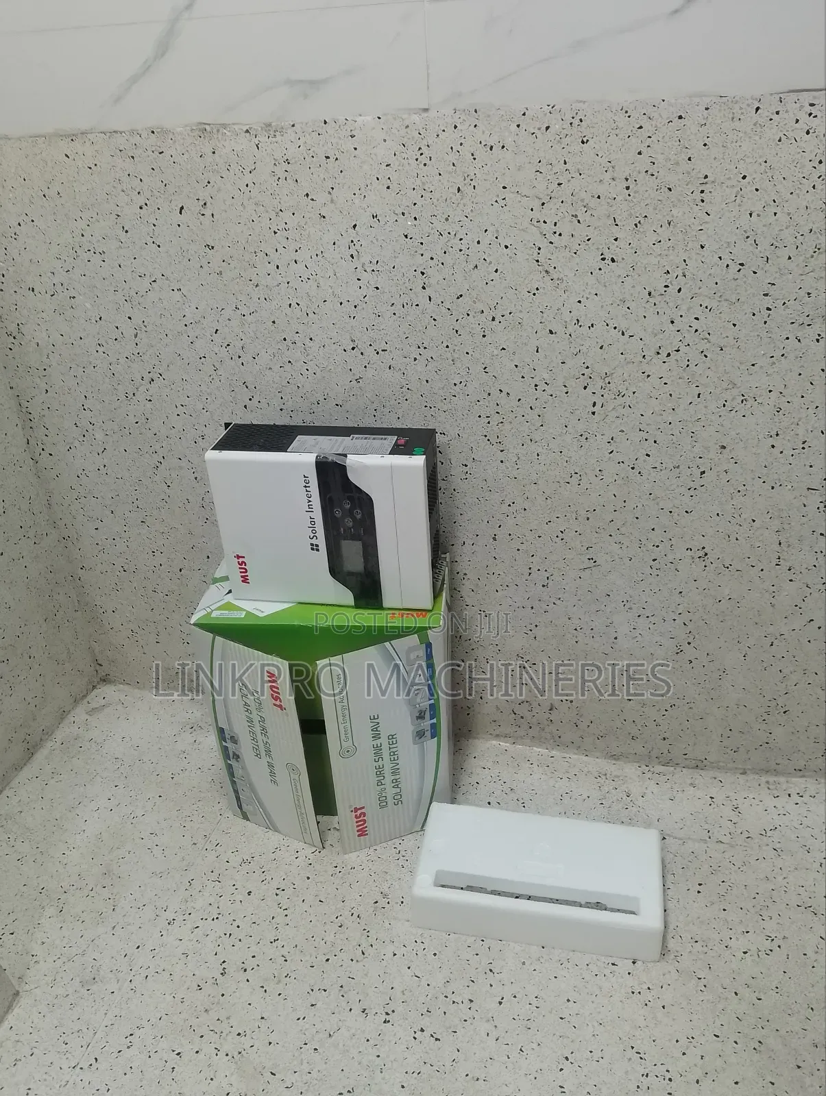1.5kva 12v Must Hybrid Inverter