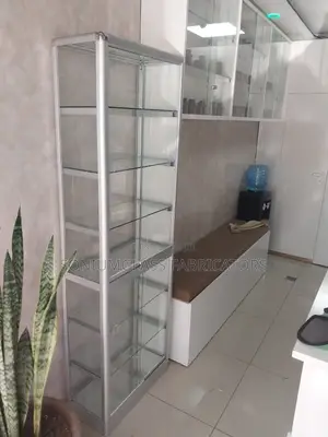 Jewellery Display Glass