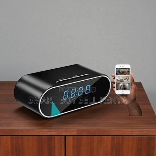 Clear Day and Night Recording 1080p Table Clock Wifi Spy Hidden Camera