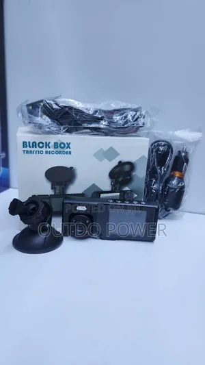 Dash Cam With 3 Cameras