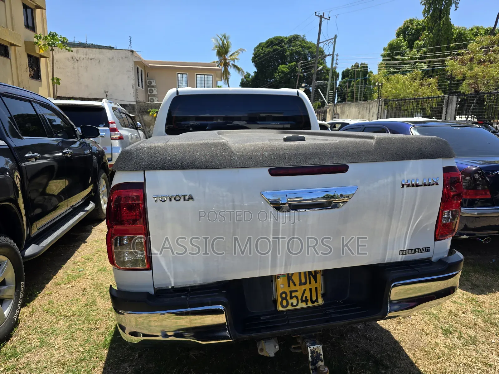 Toyota Hilux SR5 4x4 2018 White