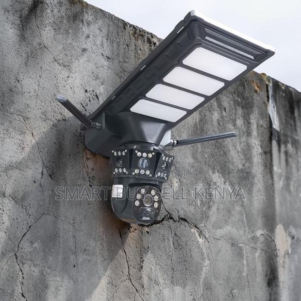 Weatherproof 4g PTZ Rotating Dual Lens Solar Camera Solar Street Light