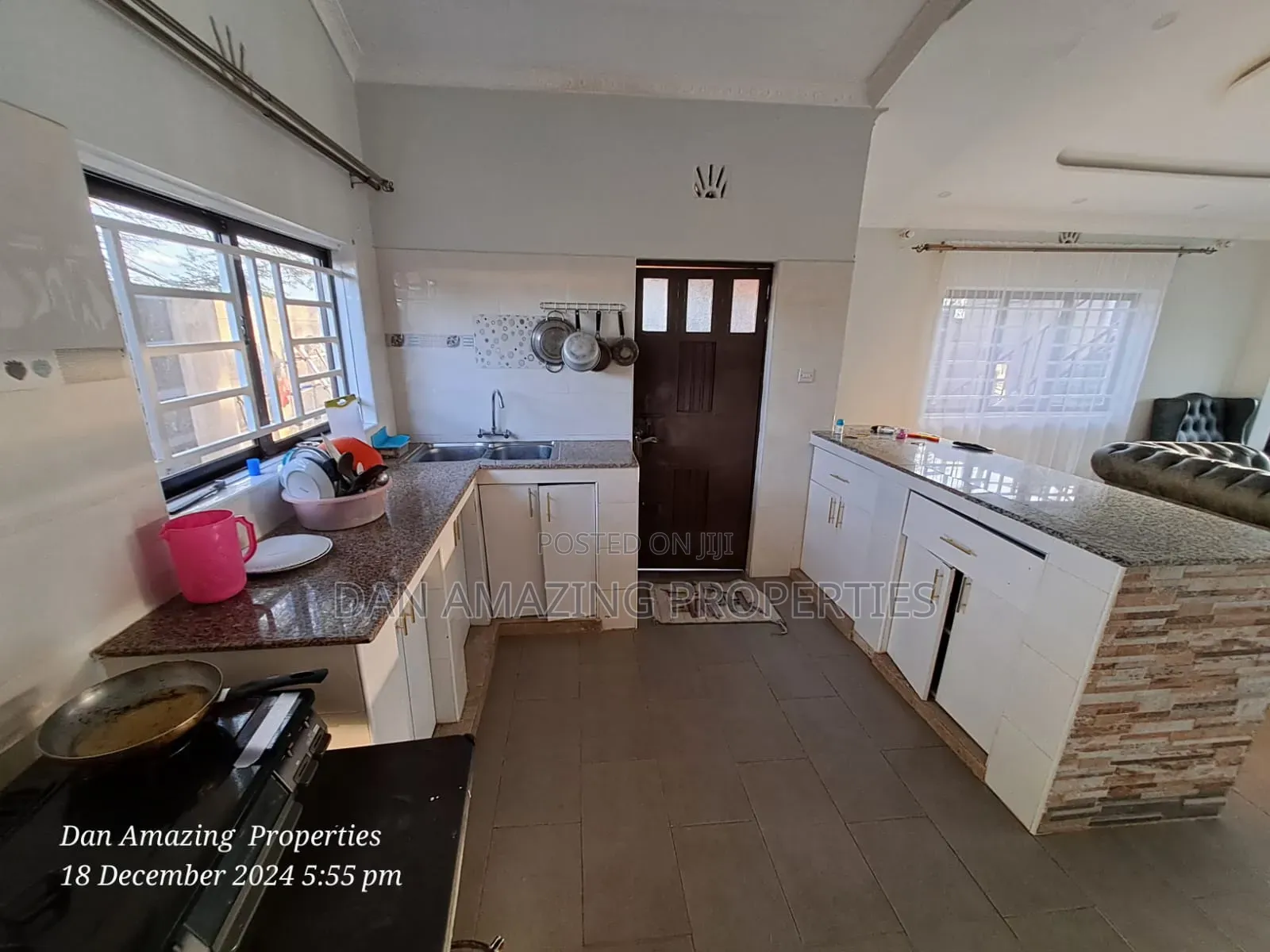 4bdrm Bungalow in Isinya Rd On 1/4, Kiserian for sale