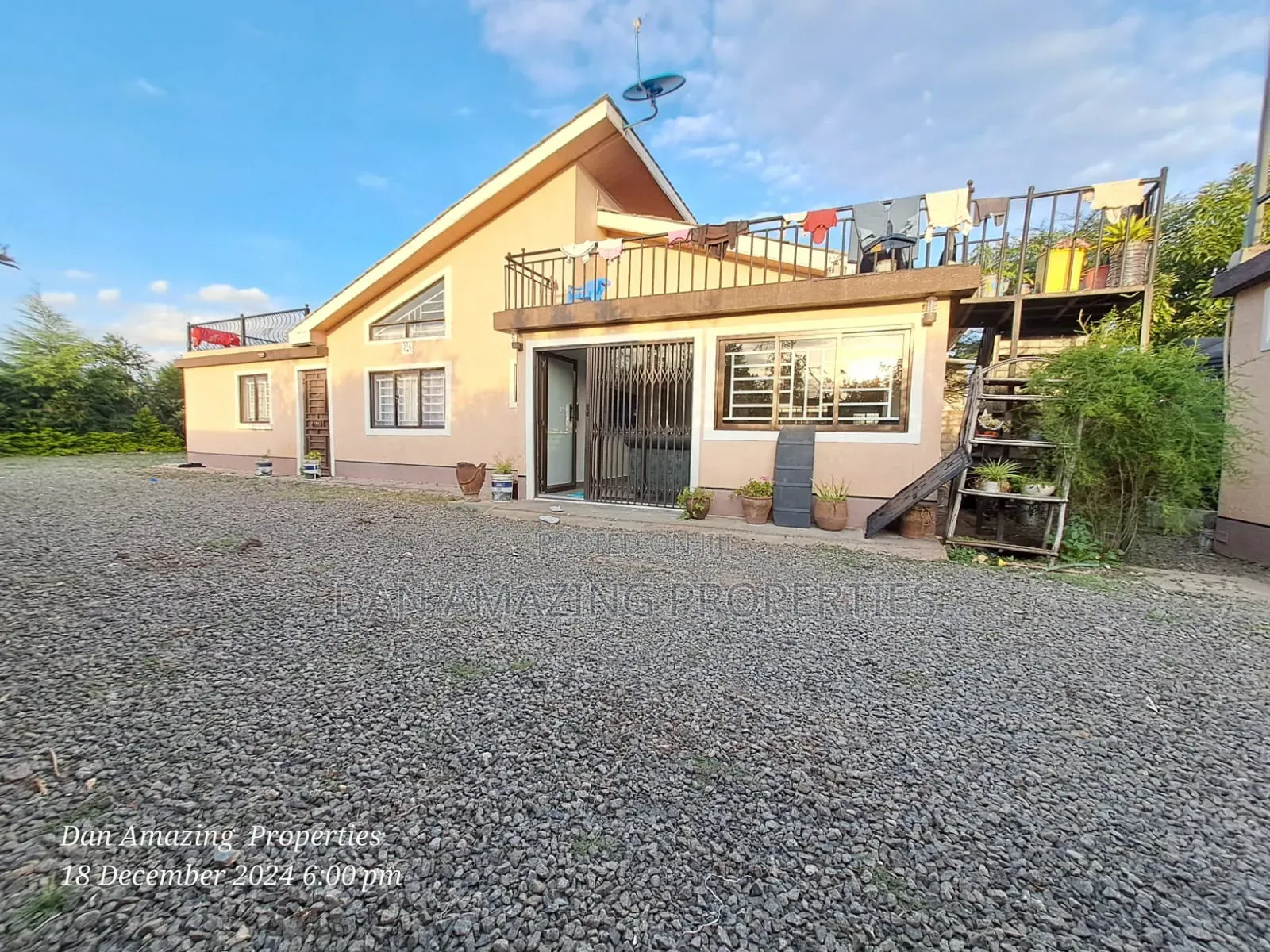 4bdrm Bungalow in Isinya Rd On 1/4, Kiserian for sale