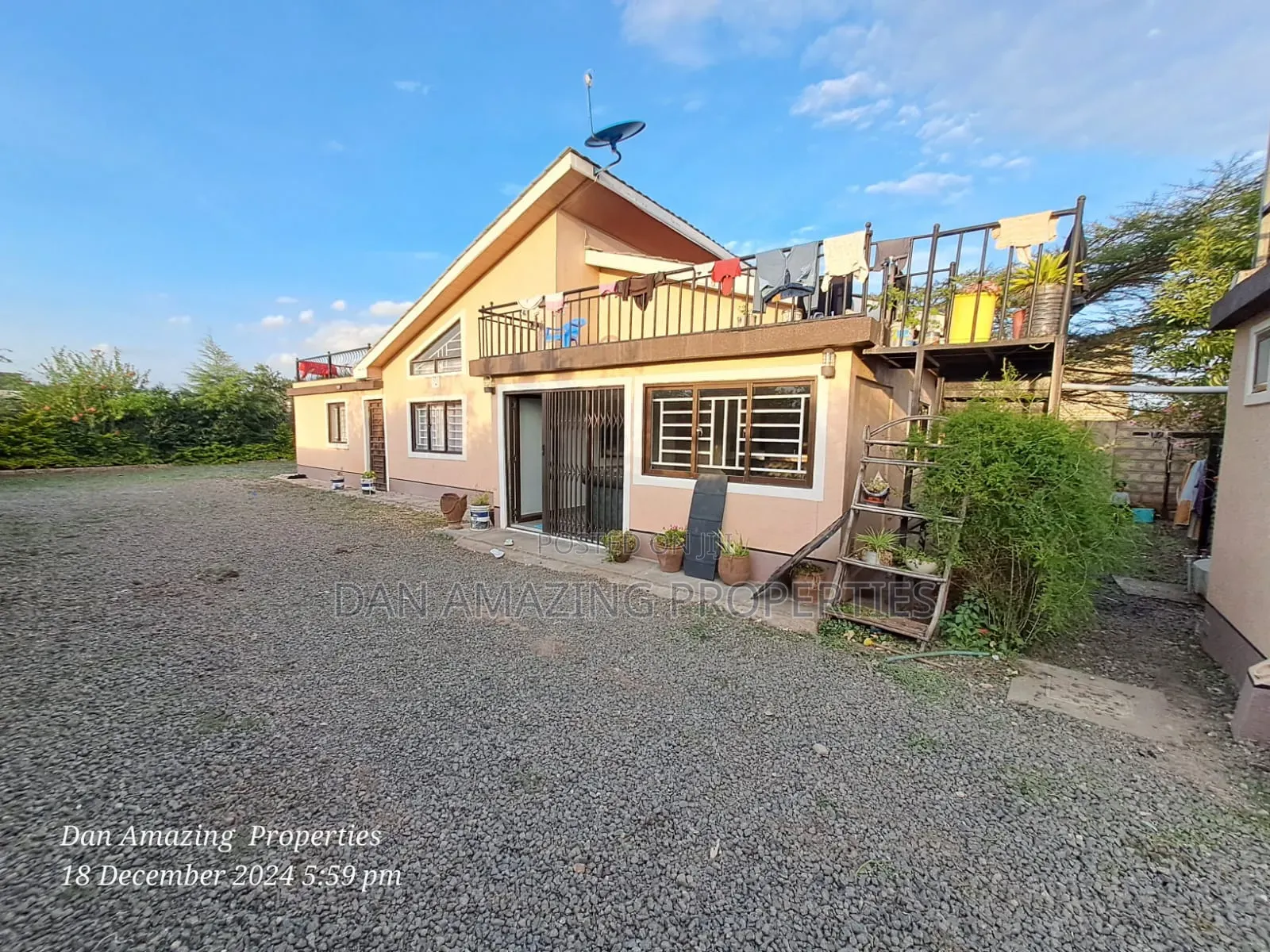 4bdrm Bungalow in Isinya Rd On 1/4, Kiserian for sale