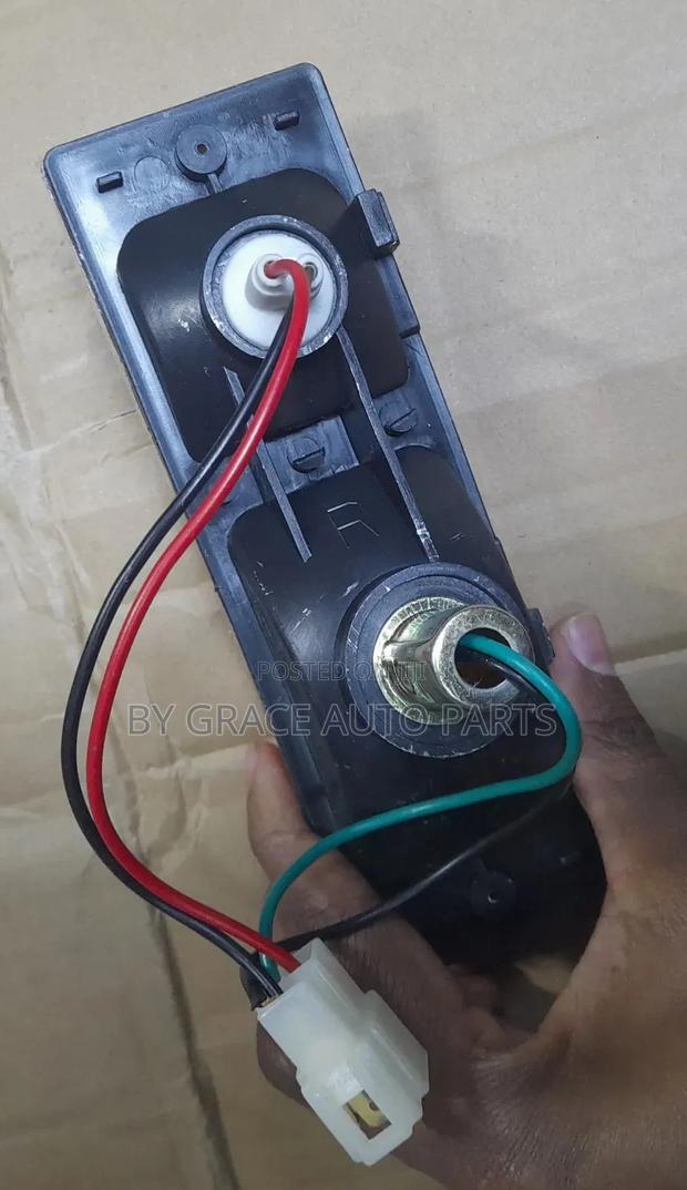 Bumper Lamp Nissan Sahara - thumbnail 2