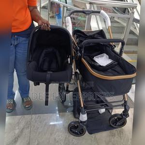 Co Sleeper Basinnet Comes With a Carrycot - thumbnail 2