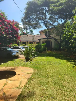 5bdrm Townhouse/Terrace in Lavington, Muthangari for sale