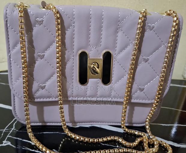 Women Slingbags - main view