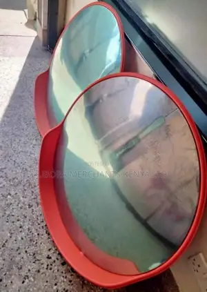 Diverging Convex Mirrors
