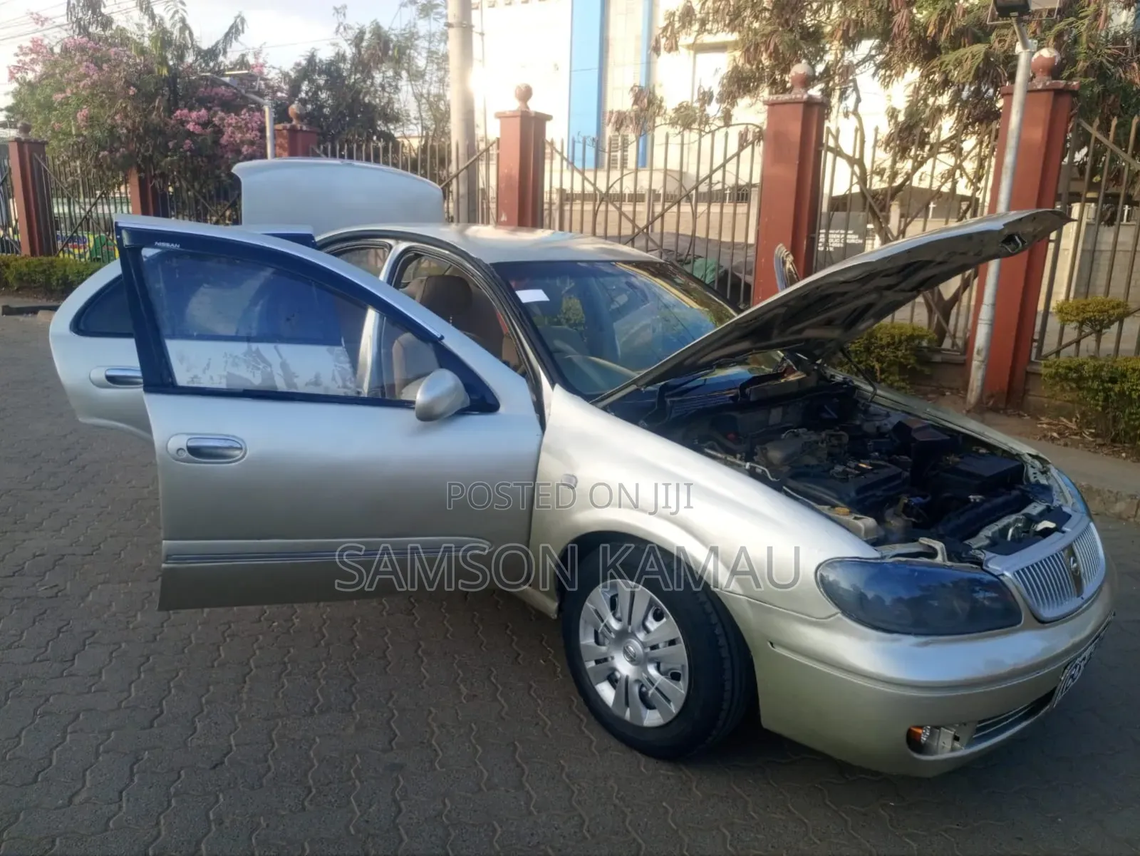 Nissan Sunny 2006 Beige
