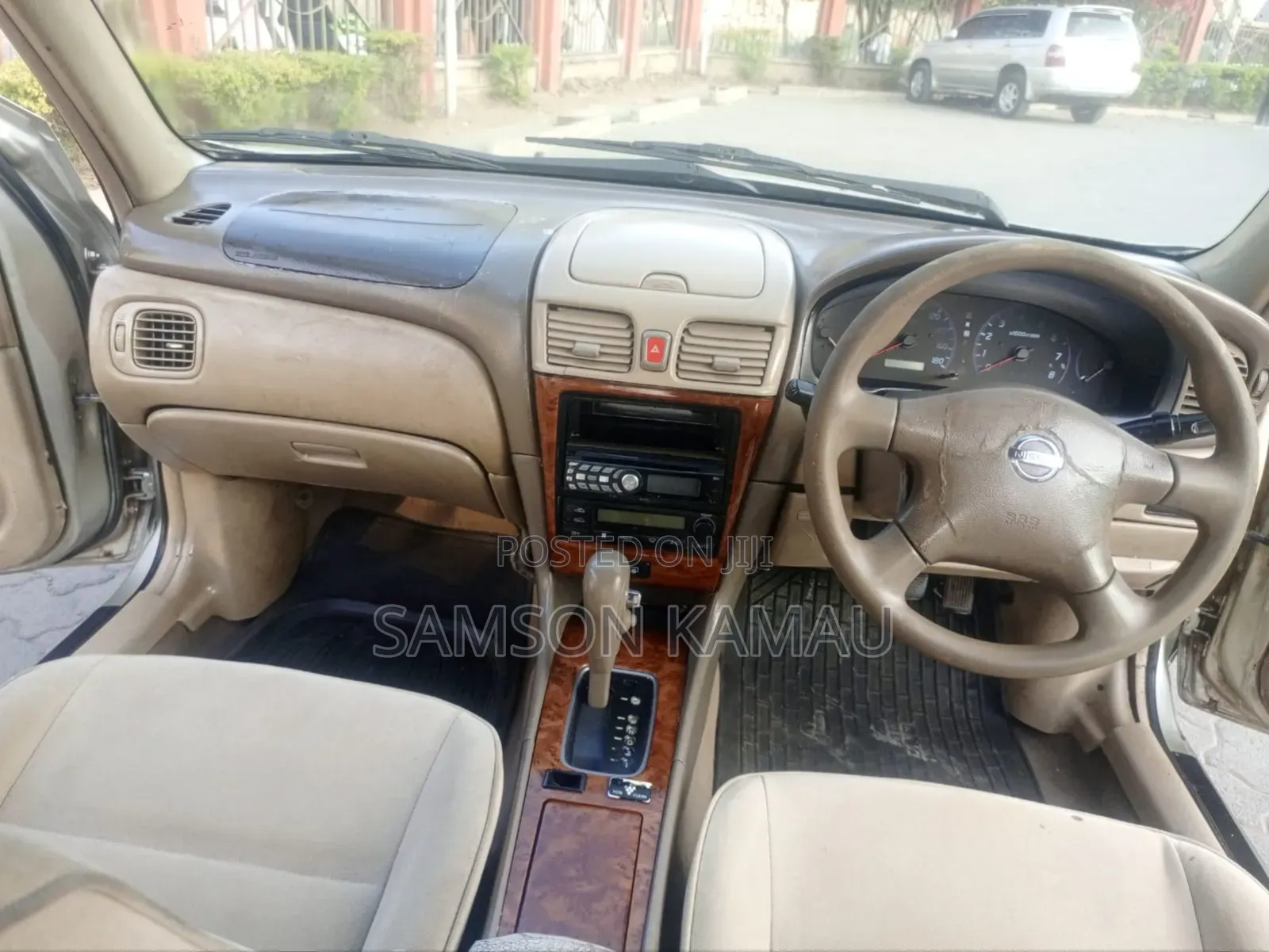 Nissan Sunny 2006 Beige