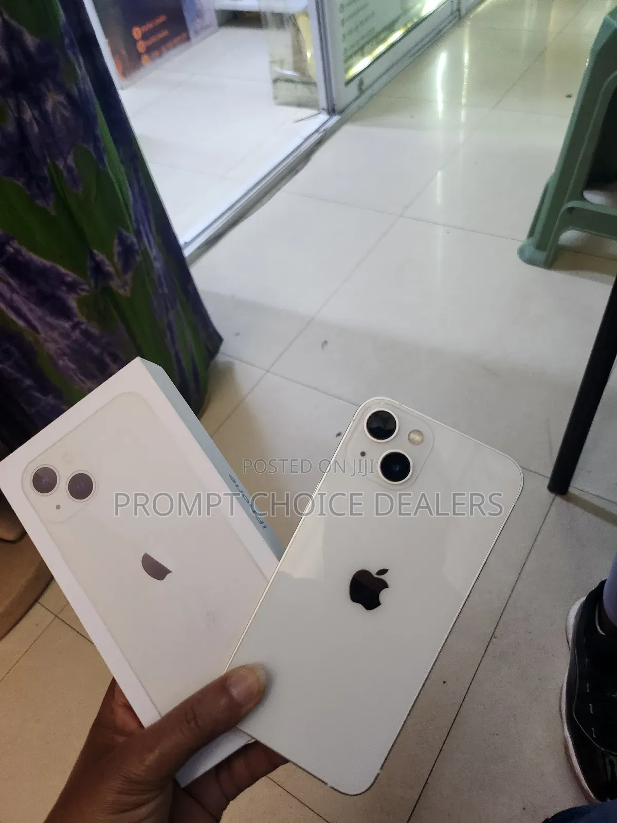 New Apple iPhone 13 128 GB White