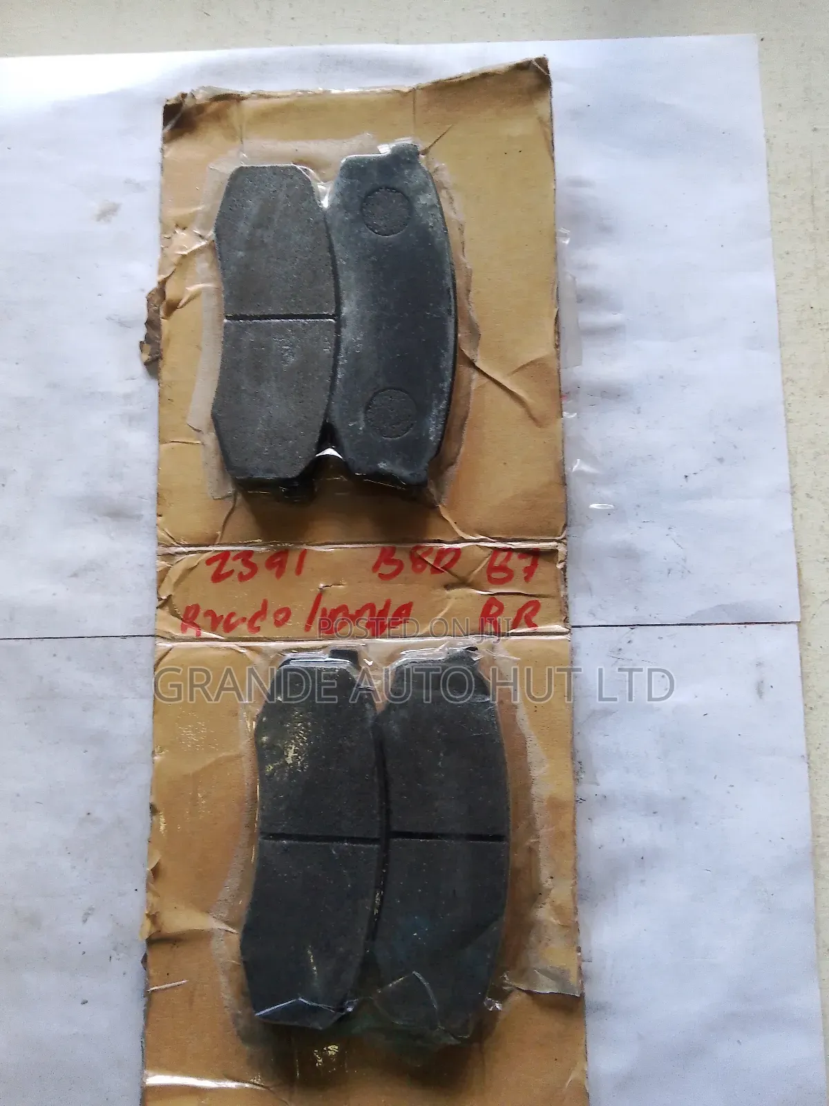 Rear Brake Pads for Toyota Landcruiser Prado (Fuji Brand)