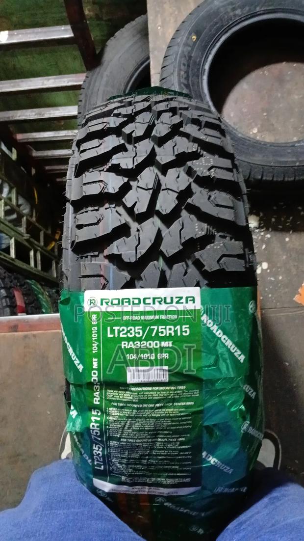 235/75r15 Roadcruza M/T