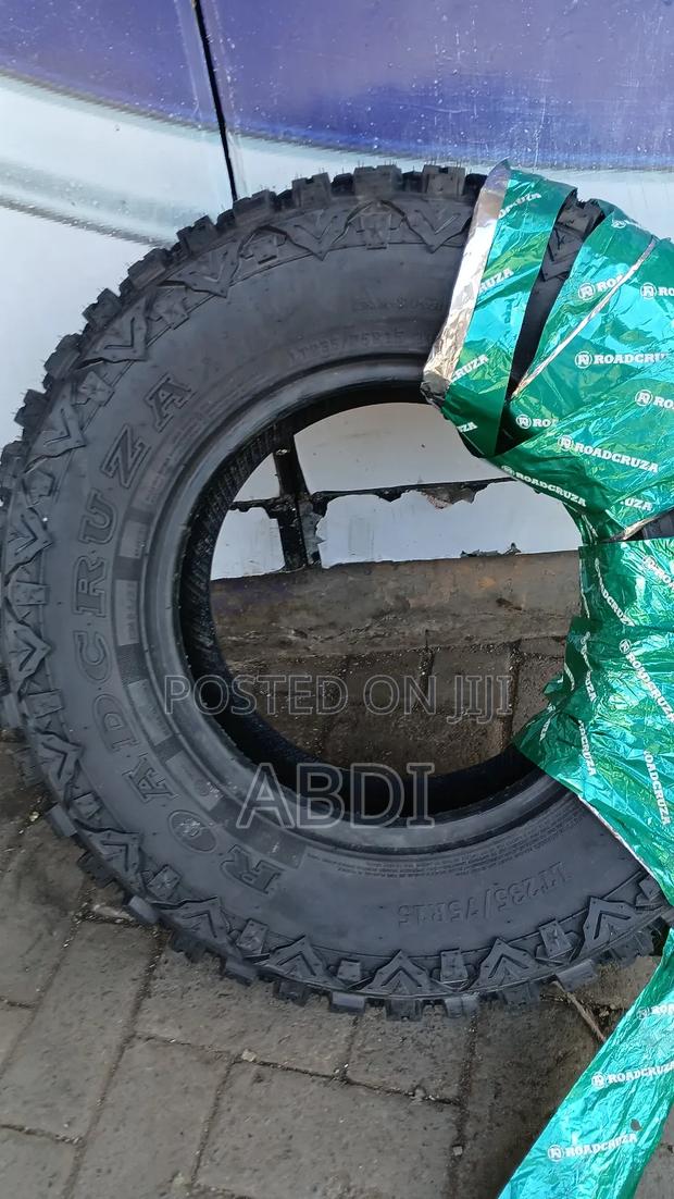 235/75r15 Roadcruza M/T - thumbnail 2