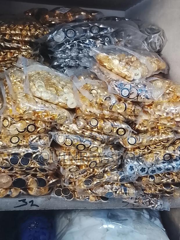 Clothes New Buttons - main view