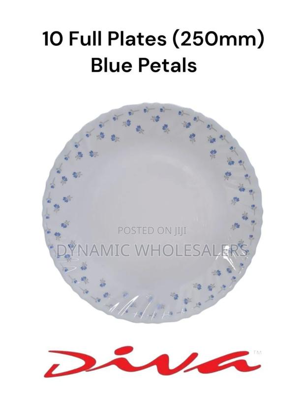 10 Diva Glass Full Plates
Blue Petals