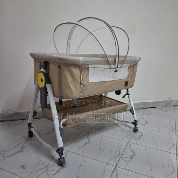 Portable Co-Sleeper Baby Bassinet