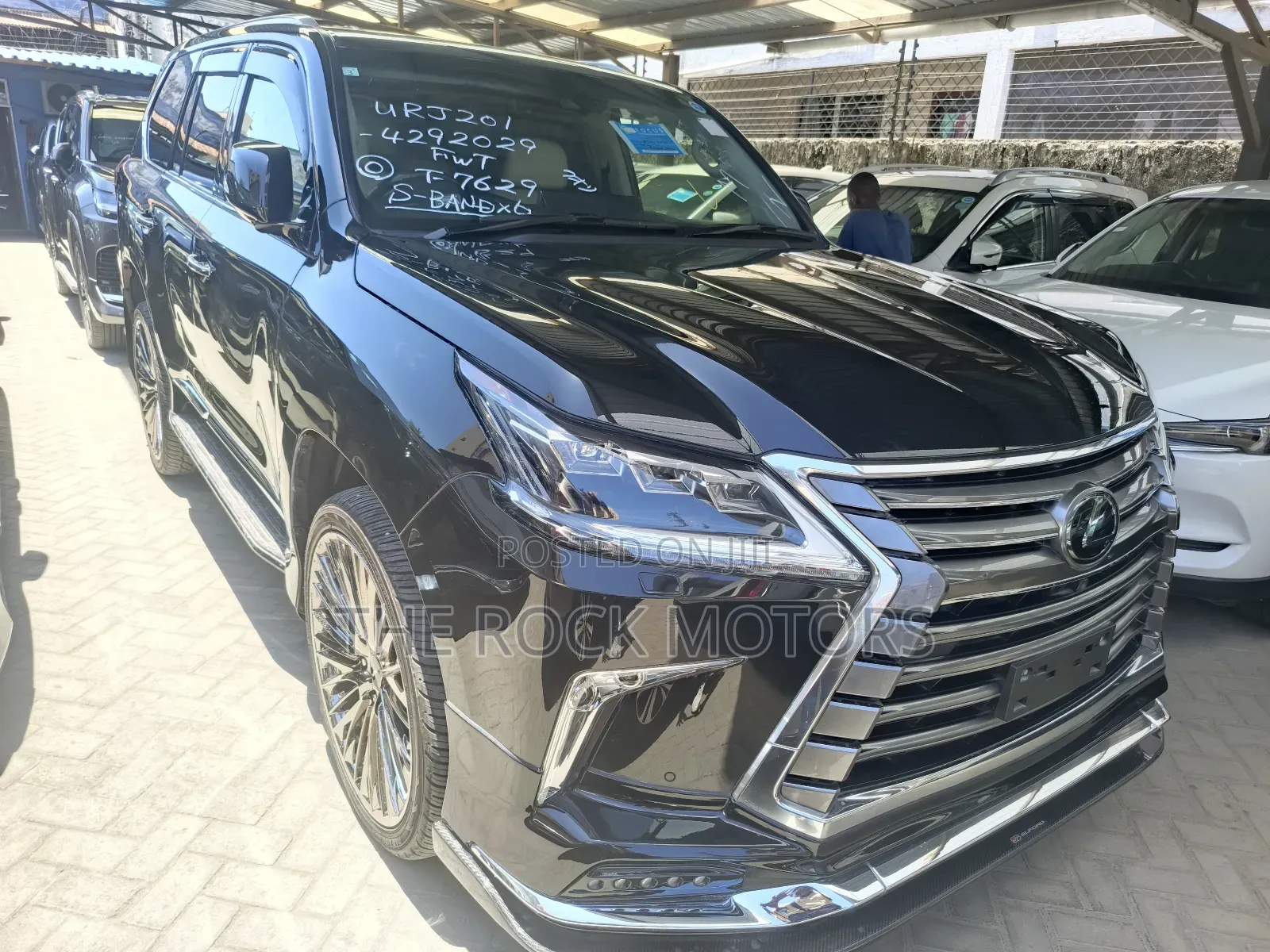 Lexus LX 2019 Black