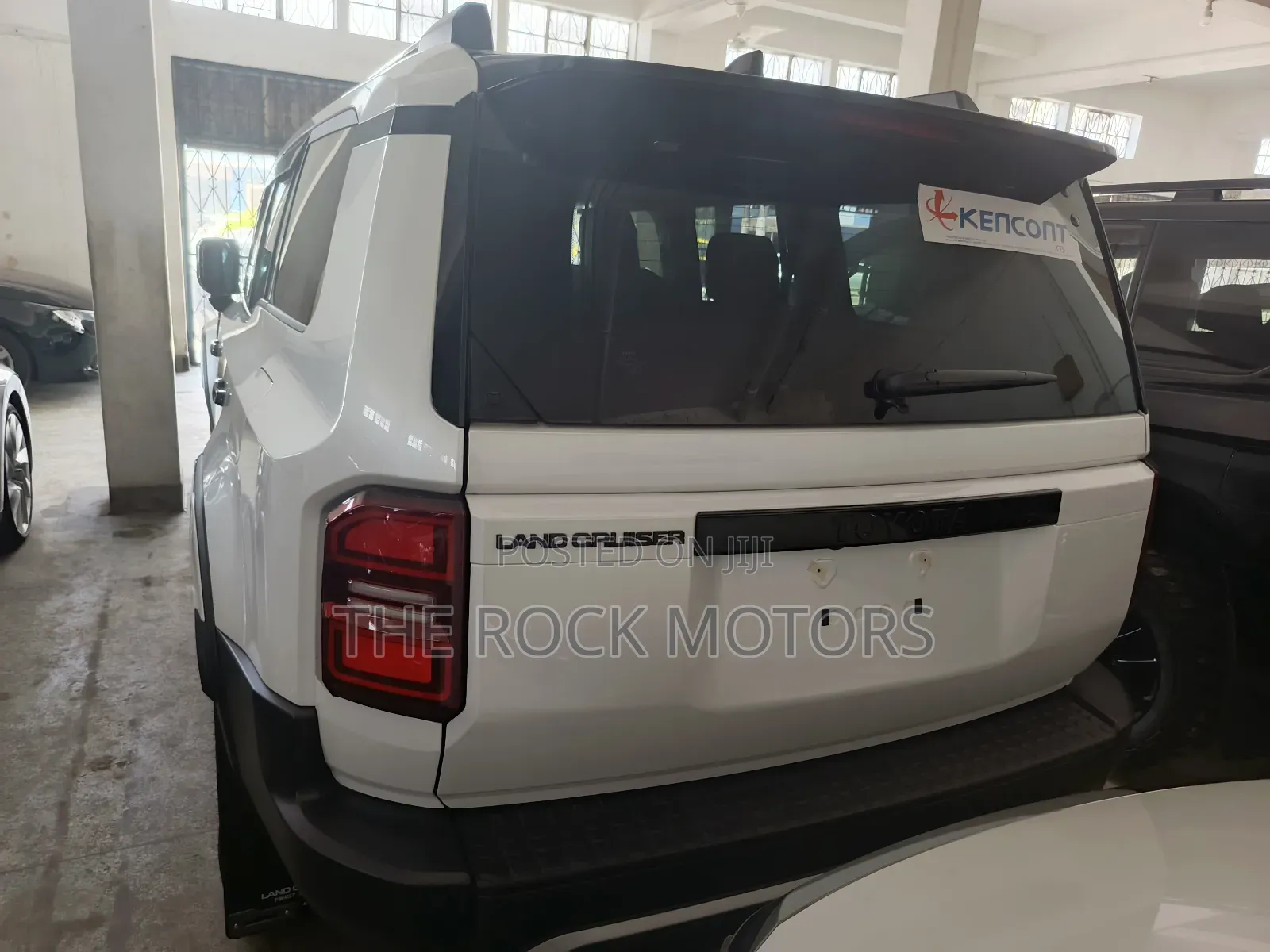 Toyota Land Cruiser Prado 2020 White
