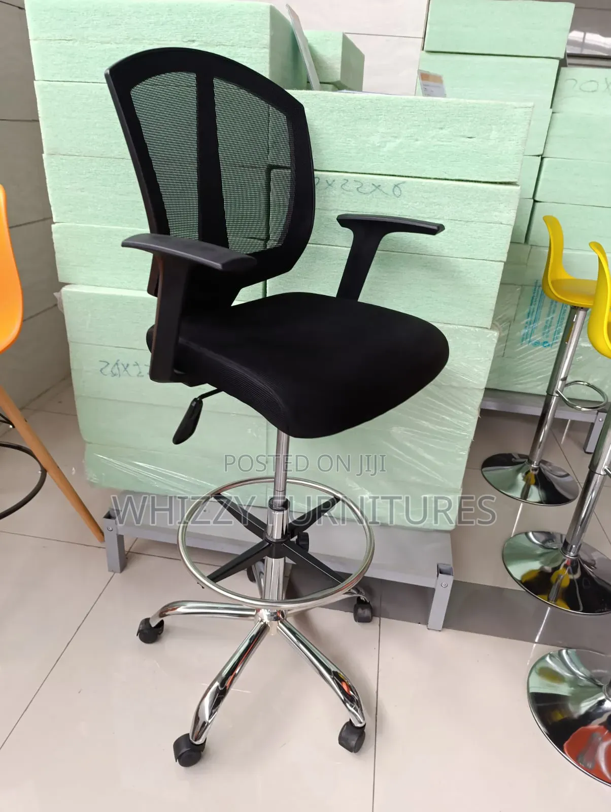 Executive Adjastable Counter Chair
